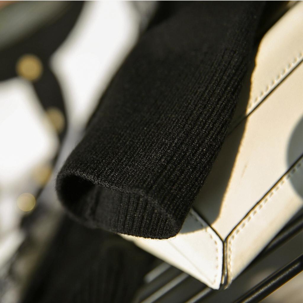 Elegant Lace-Trimmed Knit Cardigan