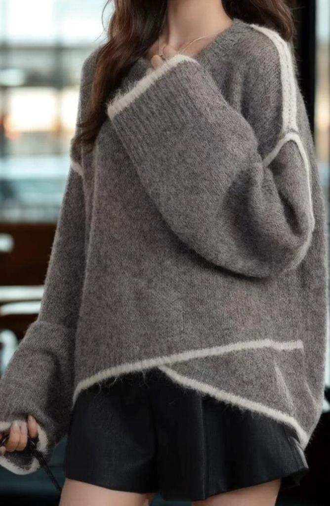 Irregular Contrast Stripe Relaxed Fit Sweater