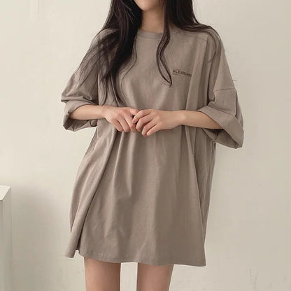 Relaxed Fit Mid-Length Streetwear T-Shirt | 100% Cotton Minimalist Tunic Top