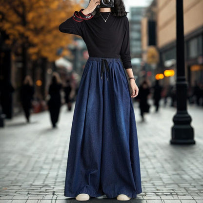 The Artistic Slit-Hem Straight Leg Jeans | High-Waist Wide-Leg Denim